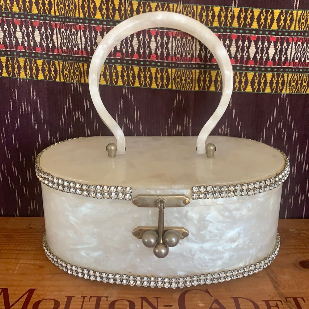 Stunning Vintage Florida Handbags pearl lucite bag